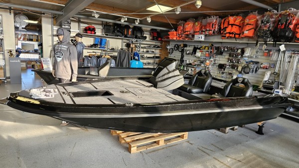 Bass Master Pro GT 17 Alucrest Bass Boat bassboat bassboot